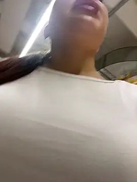 Snapshot of beautydiamond chatting on February 6, 2026, 9:27 am beautydiamond online show from February 6, 2026, 9:27 am