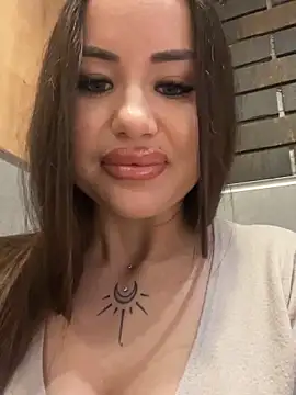 Snapshot of beautydiamond chatting on February 7, 2026, 9:06 am beautydiamond online show from February 7, 2026, 9:06 am