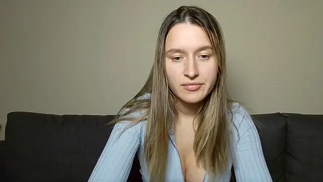 Snapshot of Submissive_love chatting on January 9, 2025, 8:44 pm Submissive love online show from January 9, 2025, 8:44 pm