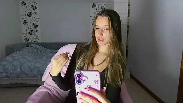 Submissive love online show from November 14, 2025, 6:33 pm