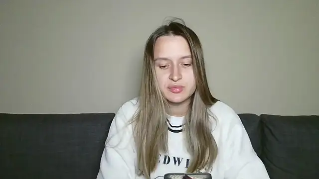 Snapshot of Submissive_love chatting on March 5, 2025, 9:37 pm Submissive love online show from March 5, 2025, 9:37 pm