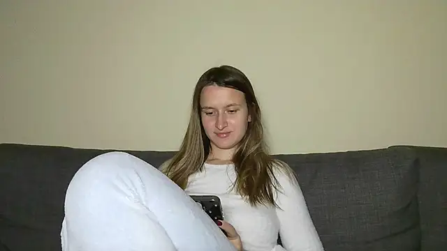 Snapshot of Submissive_love chatting on March 15, 2025, 10:22 pm Submissive love online show from March 15, 2025, 10:22 pm