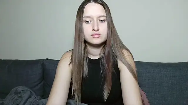 Snapshot of Submissive_love chatting on January 31, 2025, 4:27 pm Submissive love online show from January 31, 2025, 4:27 pm