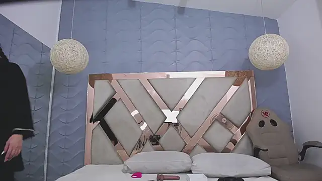 Snapshot of charlotte_colee chatting on December 3, 2024, 6:11 pm charlotte colee online show from December 3, 2024, 6:11 pm