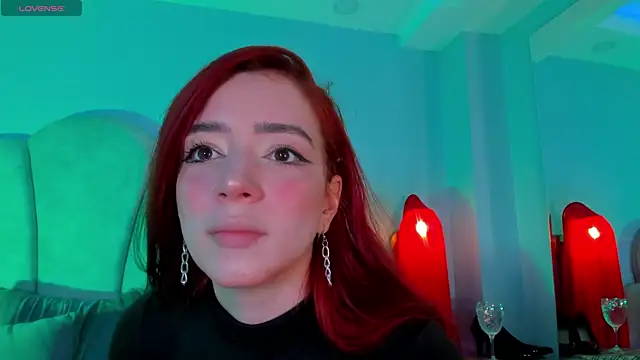 Snapshot of sweeet_peach chatting on October 17, 2025, 10:22 pm sweeet peach online show from October 17, 2025, 10:22 pm