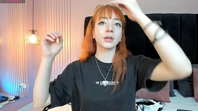 sweeet peach online show from January 26, 2025, 8:56 pm