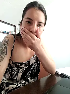 Bonny Klote online show from November 5, 2025, 3:59 pm