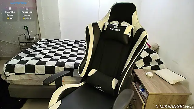 Snapshot of Angelligth chatting on February 19, 2026, 3:36 am Angelligth online show from February 19, 2026, 3:36 am