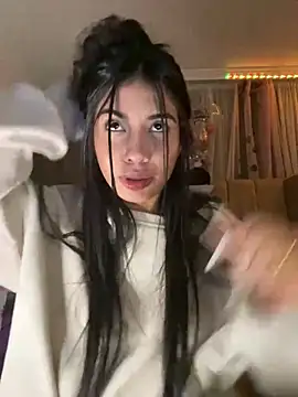 Snapshot of lina_pink chatting on March 21, 2025, 5:32 am lina pink online show from March 21, 2025, 5:32 am