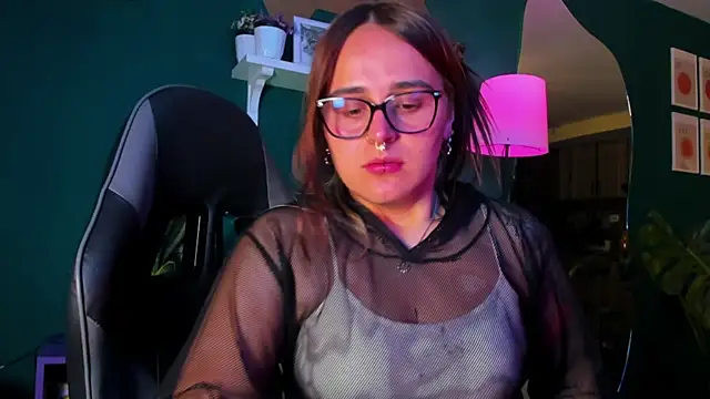 evy orange1 online show from April 23, 2026, 12:39 am