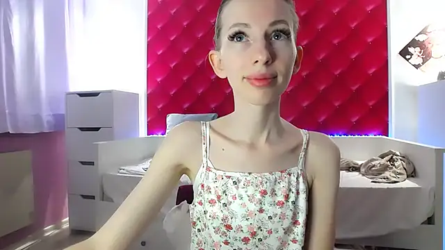 BarbieGoddess online show from December 9, 2024, 8:23 pm
