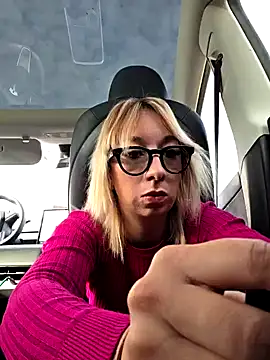 Snapshot of Giuliana_baby chatting on October 2, 2025, 8:29 am Giuliana baby online show from October 2, 2025, 8:29 am