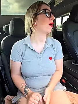 Snapshot of Giuliana_baby chatting on October 10, 2025, 9:10 am Giuliana baby online show from October 10, 2025, 9:10 am