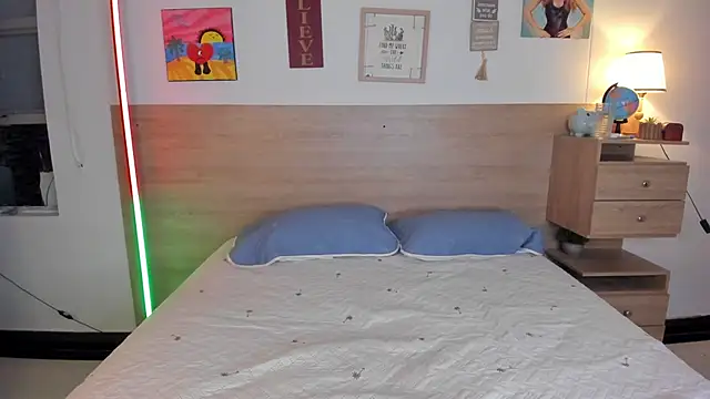 justinbiler online show from October 17, 2025, 12:40 pm