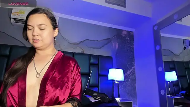 MADISSONLOVE  online show from February 19, 2025, 12:11 pm