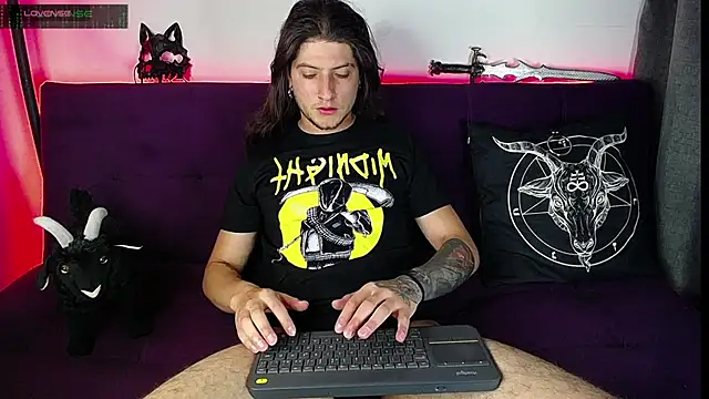 blckwolf 6 online show from February 12, 2025, 10:59 pm