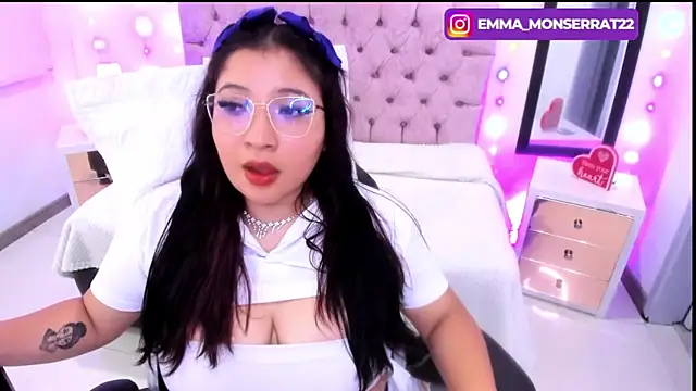 Emma monserrat online show from February 18, 2025, 6:37 am