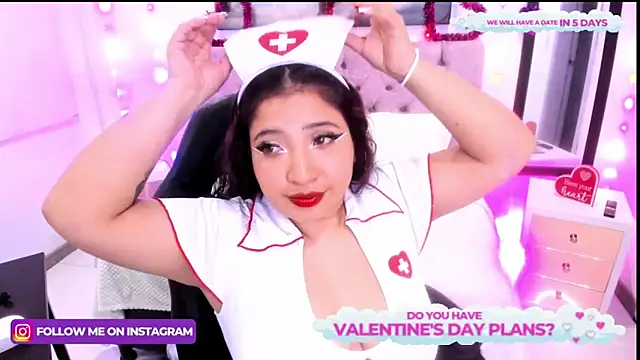 Emma monserrat online show from February 13, 2025, 3:29 am