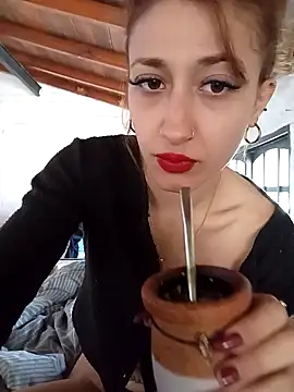 Snapshot of Viudanegraa chatting on October 7, 2025, 1:12 pm Viudanegraa online show from October 7, 2025, 1:12 pm