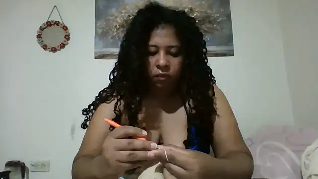 Snapshot of Ivon-09 chatting on July 11, 2026, 1:00 pm Ivon-09 online show from July 11, 2026, 1:00 pm