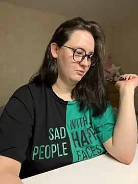 Snapshot of hungry1bunny chatting on October 14, 2025, 7:25 pm hungry1bunny online show from October 14, 2025, 7:25 pm