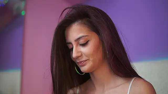 Snapshot of SabrinaHope chatting on October 3, 2025, 12:47 am SabrinaHope online show from October 3, 2025, 12:47 am