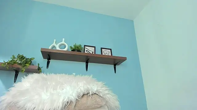 Snapshot of annawelk_ chatting on October 6, 2025, 12:50 pm annawelk  online show from October 6, 2025, 12:50 pm