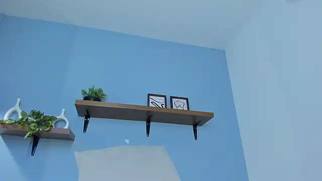 Snapshot of annawelk_ chatting on October 27, 2025, 12:39 pm annawelk  online show from October 27, 2025, 12:39 pm