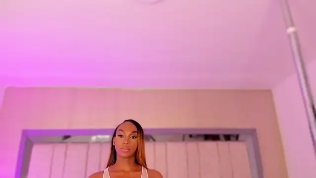 ChaynnaCooper online show from February 28, 2026, 4:28 pm