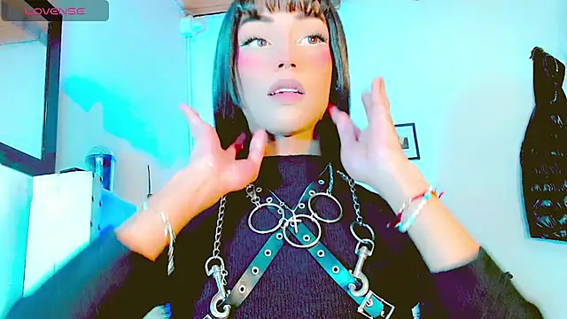 Snapshot of HELEM__S7 chatting on March 3, 2025, 5:31 pm HELEM  S7 online show from March 3, 2025, 5:31 pm