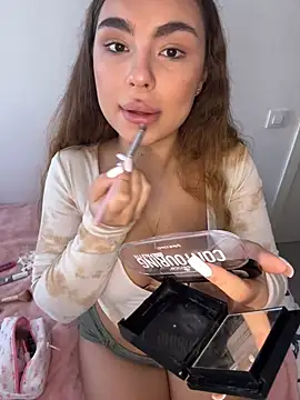 Snapshot of mint_melissaaa chatting on January 14, 2025, 2:11 pm mint melissaaa online show from January 14, 2025, 2:11 pm