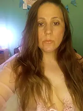 Snapshot of SofiEstevez chatting on October 1, 2025, 3:05 pm SofiEstevez online show from October 1, 2025, 3:05 pm