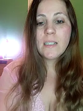 Snapshot of SofiEstevez chatting on October 8, 2025, 6:30 pm SofiEstevez online show from October 8, 2025, 6:30 pm