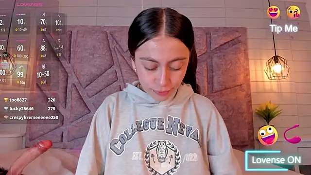Snapshot of melany_heaven chatting on May 31, 2026, 10:32 am melany heaven online show from May 31, 2026, 10:32 am