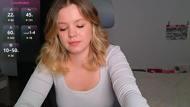 Snapshot of Milana15 chatting on September 30, 2025, 11:38 am Milana15 online show from September 30, 2025, 11:38 am