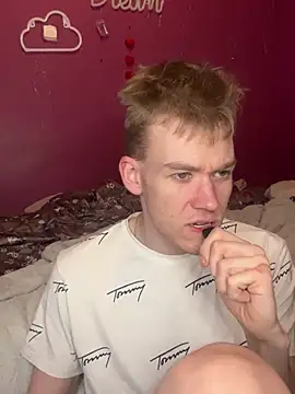 Lilythepinkgirl online show from February 2, 2025, 10:06 pm