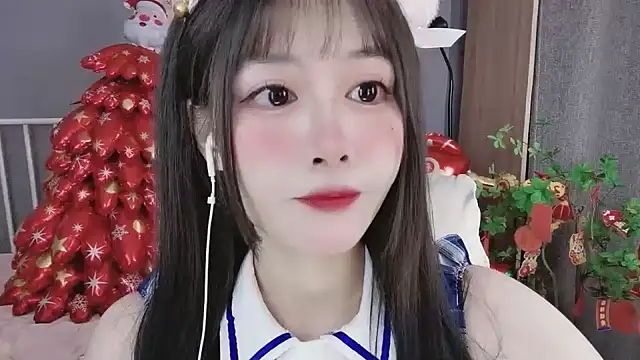 Nancy-Cindy online show from February 19, 2025, 11:04 pm
