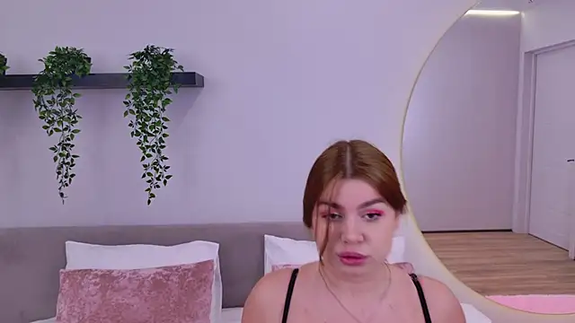 MelanieCarterr online show from November 12, 2025, 4:22 pm