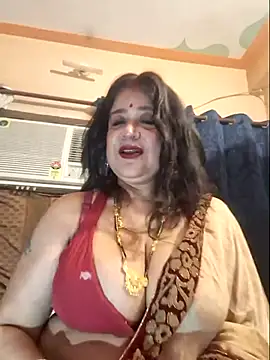 Snapshot of Hot_Queen77 chatting on September 22, 2025, 6:14 pm Hot Queen77 online show from September 22, 2025, 6:14 pm