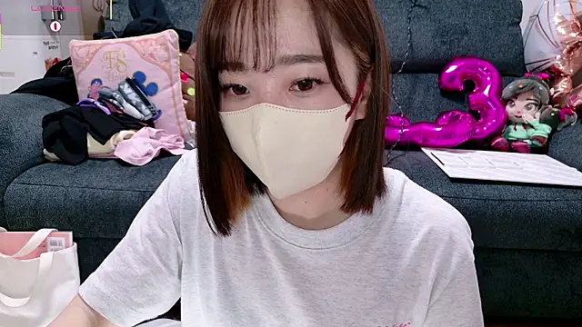 Rio chan  online show from April 16, 2026, 12:00 am