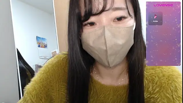 Rio chan  online show from March 1, 2025, 3:27 pm
