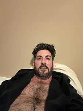 Snapshot of hardfloppycocktoplaywith chatting on April 28, 2026, 8:08 am hardfloppycocktoplaywith online show from April 28, 2026, 8:08 am