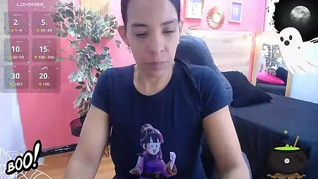 Snapshot of scarlet-foox chatting on October 15, 2025, 12:24 pm scarlet-foox online show from October 15, 2025, 12:24 pm