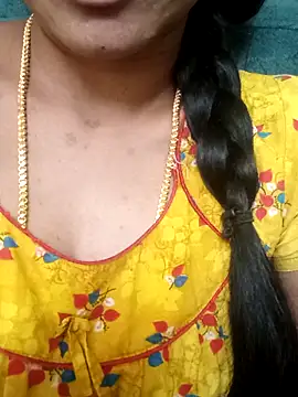 Snapshot of Ambika01 chatting on September 28, 2025, 1:51 pm Ambika01 online show from September 28, 2025, 1:51 pm