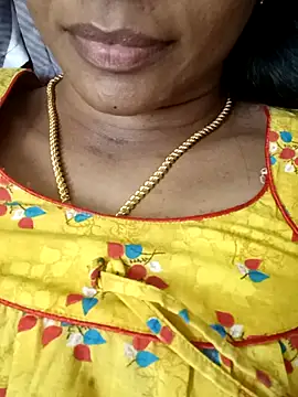 Snapshot of Ambika01 chatting on October 14, 2025, 8:15 am Ambika01 online show from October 14, 2025, 8:15 am