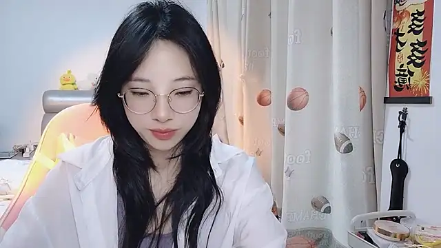 ooo   mimi online show from March 3, 2025, 2:11 am