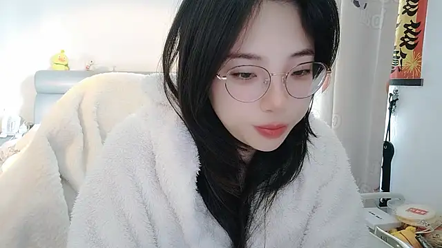 ooo   mimi online show from March 10, 2025, 2:06 am
