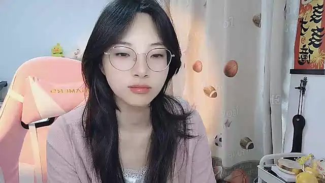 ooo   mimi online show from February 28, 2025, 2:09 am