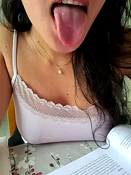 Snapshot of princess_katey chatting on September 25, 2025, 7:25 am princess katey online show from September 25, 2025, 7:25 am