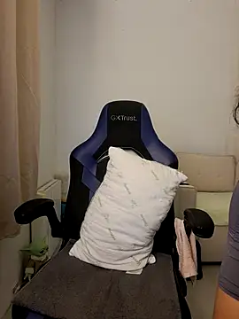 Snapshot of princess_katey chatting on September 11, 2025, 5:29 am princess katey online show from September 11, 2025, 5:29 am